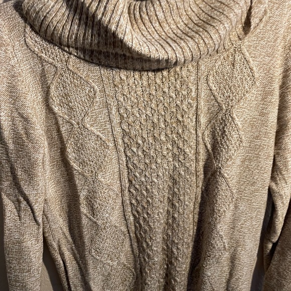 Faded glory large 12/14 turtleneck casual sweater - Picture 2 of 4